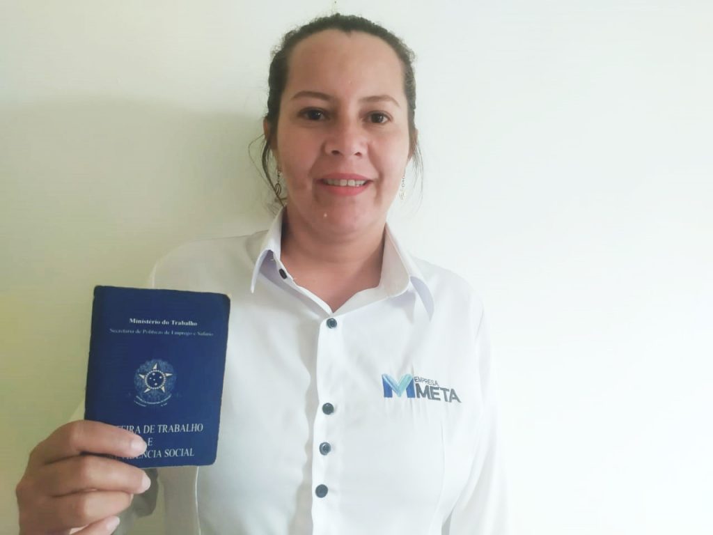 Aparecida mantém saldo positivo na geração de empregos mesmo com a pandemia 2 DARCI BUENO DOS SANTOS AUX. ADMINISTRATIVO