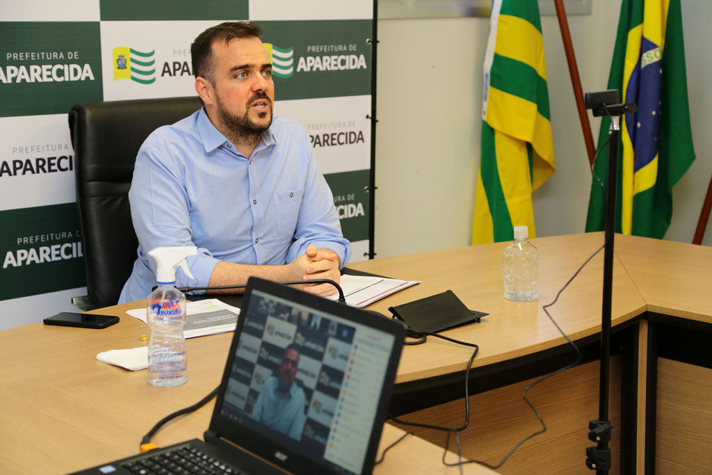 Prefeitura Municipal de Aparecida de Goiânia  Guarda Civil de Aparecida  recebe armas doadas pela Polícia Rodoviária Federal