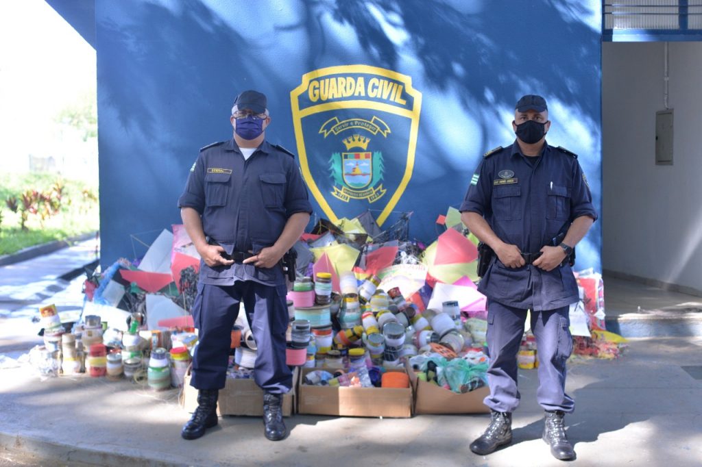 Prefeitura de Aparecida - GCM combate uso de linhas cortantes da cidade 