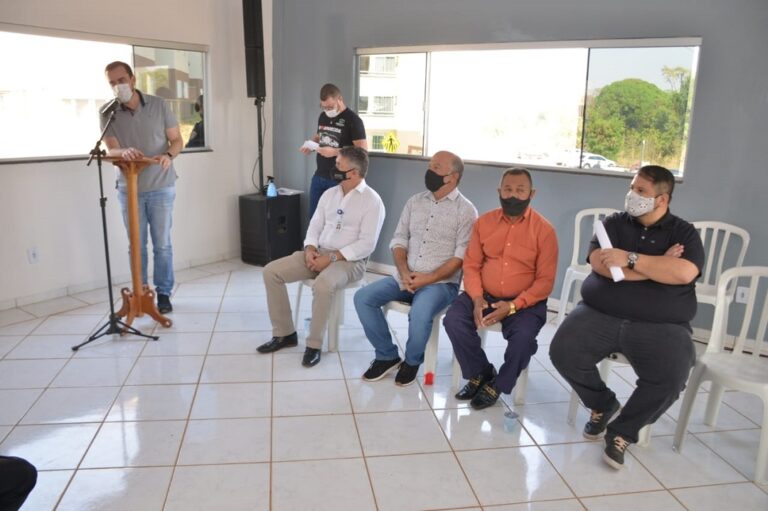 Gustavo leva cursos profissionalizantes para o Buriti SerenoE 1 projeto social buriti sereno foto1 claudivino antunes