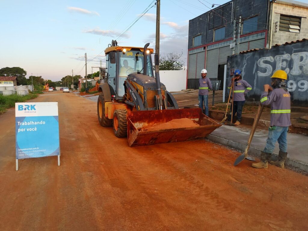 Aparecida de Goiânia assina contrato para obras de coleta de esgoto sanitário