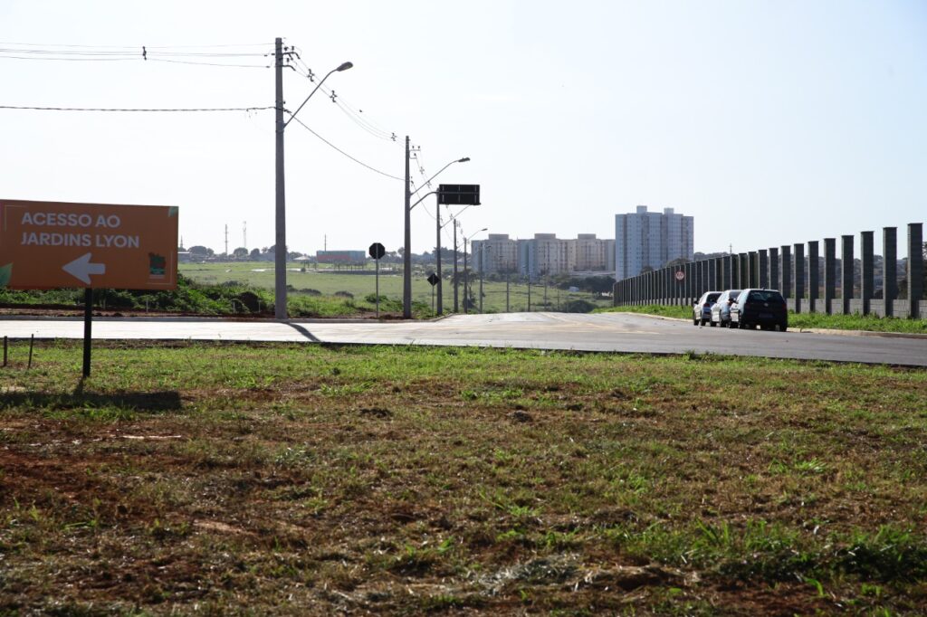 Aparecida de Goiânia Avenida Nion Albernaz 