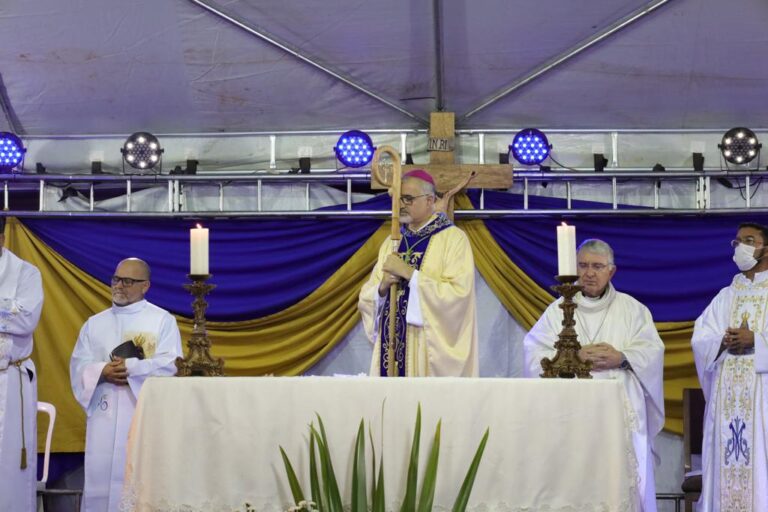 Vilmar Mariano anuncia restauraçção do Santuário da Igreja Matriz em Aparecida 1 missa 100 anos aparecida foto1 wigor vieira
