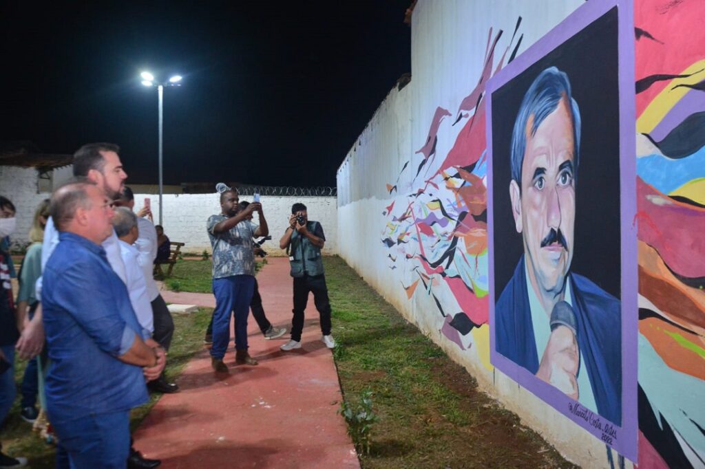 Prefeito de Aparecida de Goiânia , Vilmar Mariano, inaugurou Praça Leo Mendanha no Jardim Olímpico 