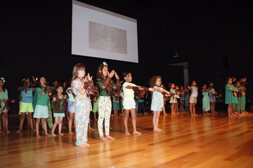 Escola Municipal Guiomar Rosa realiza projeto em valorização da família ...