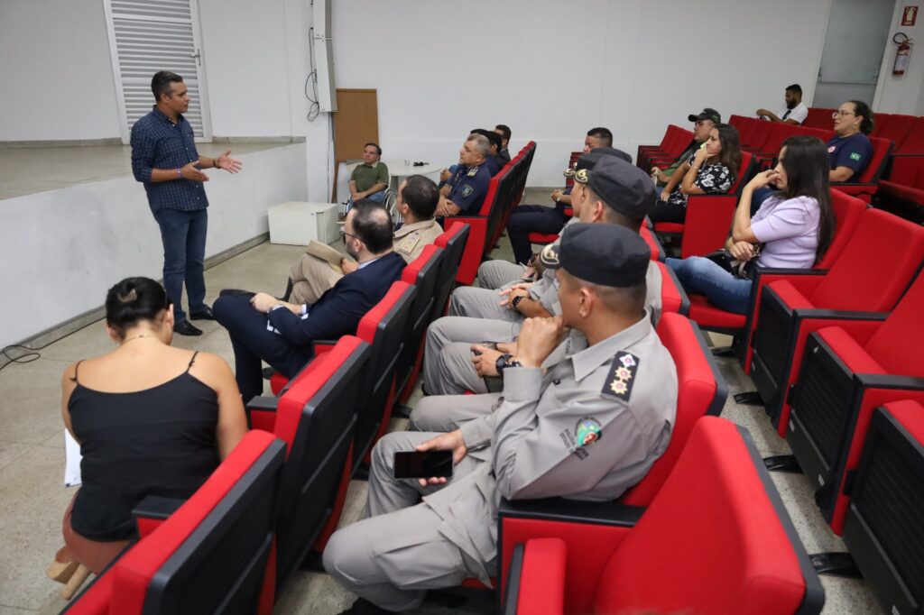 Grupo formado GCM, PM, bombeiros e policiais civis intensifica trabalho para reforçar segurança em Aparecida 8 APARECIDA DE GOIANIA GGIM 06