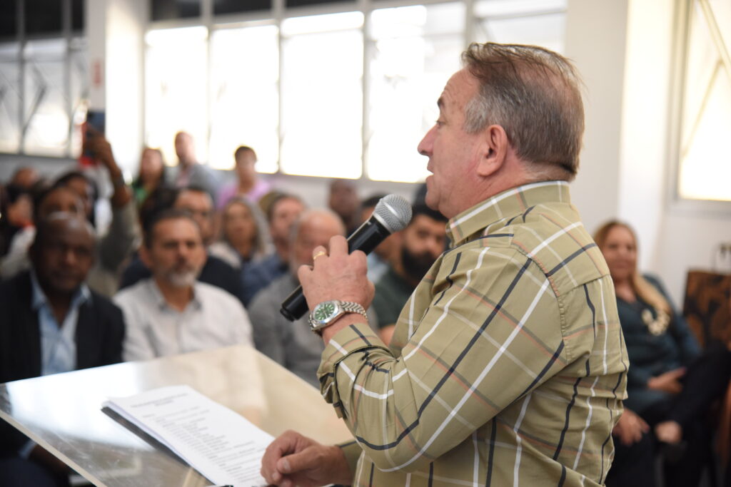 Vilmar troca secretários ligados ao deputado Alcides Ribeiro e dá posse a novos auxiliares 9 POSSE SECRETARIOS FOTOS JHONNEY MACENA 346