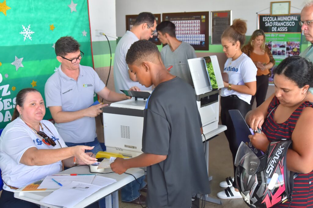 Câmara realiza mais um mutirão de emprego e oferta mais de 500